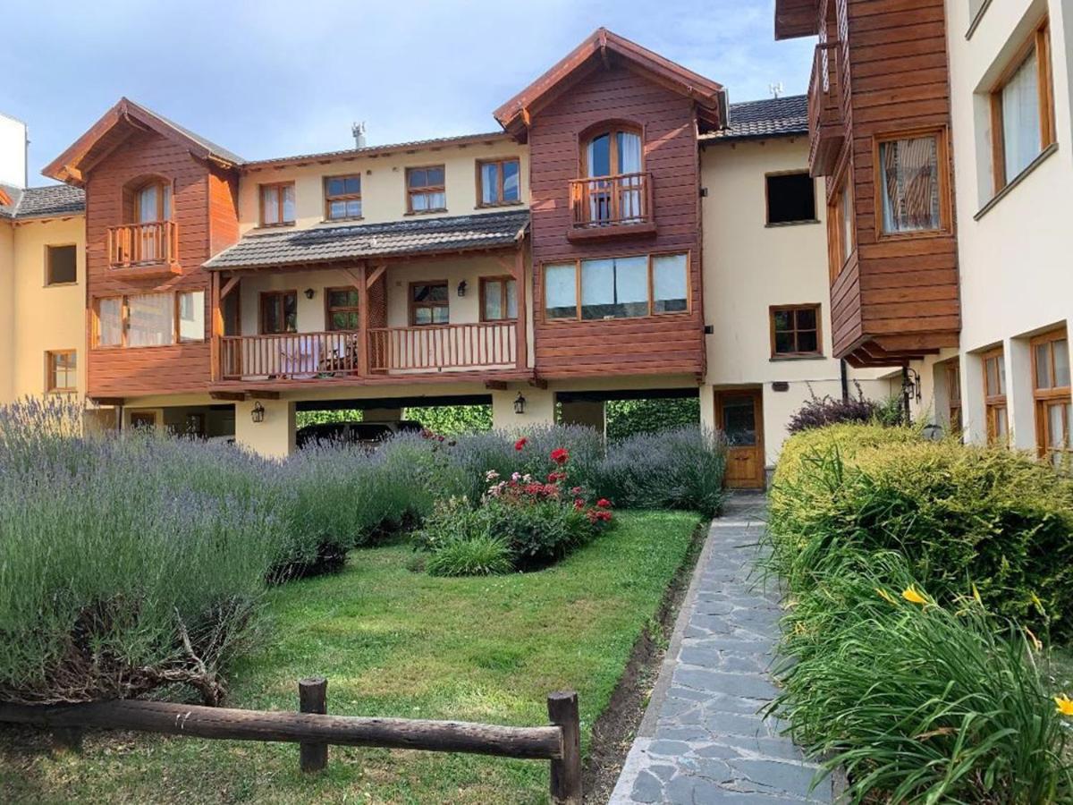 Departamento Centrico - 4 Personas Apartman San Martín de los Andes Kültér fotó